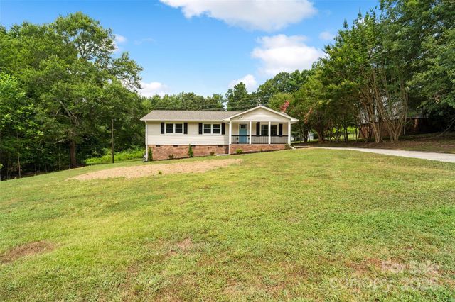 4504 Longbriar Drive, Gastonia, NC 28056
