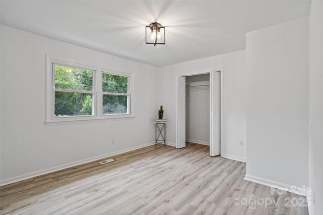 4504 Longbriar Drive, Gastonia, NC 28056