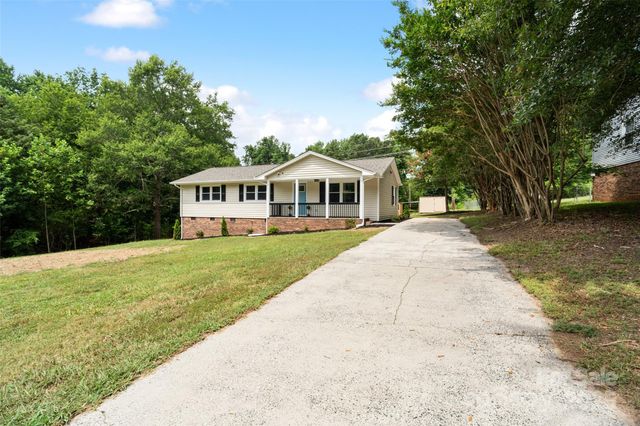 4504 Longbriar Drive, Gastonia, NC 28056