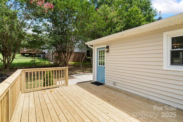 4504 Longbriar Drive, Gastonia, NC 28056