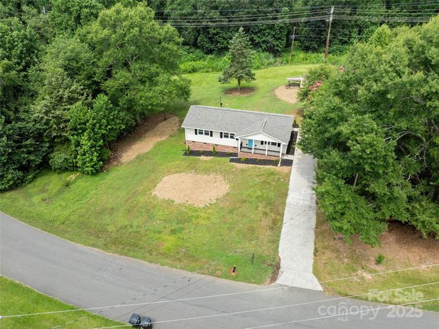 4504 Longbriar Drive, Gastonia, NC 28056