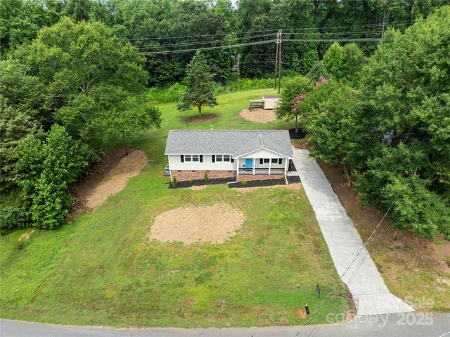 4504 Longbriar Drive, Gastonia, NC 28056