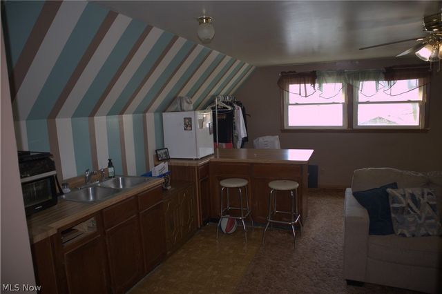 644 Southern Boulevard NW, Warren, OH 44485