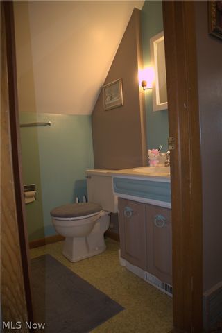 644 Southern Boulevard NW, Warren, OH 44485