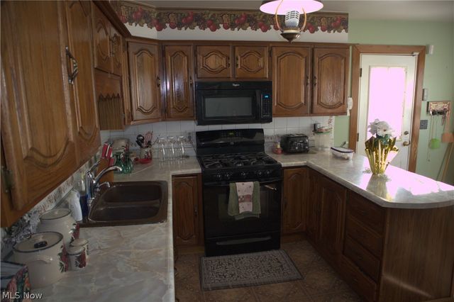 644 Southern Boulevard NW, Warren, OH 44485