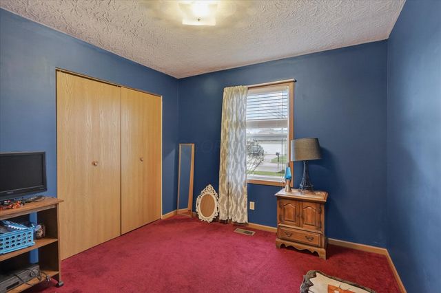 713 Riverbirch Road, Washington Court House, OH 43160