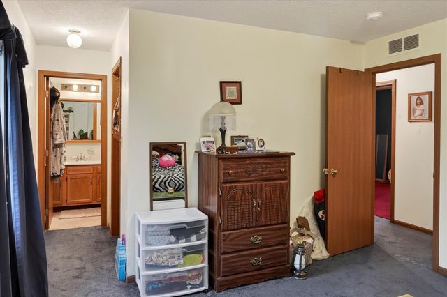 713 Riverbirch Road, Washington Court House, OH 43160