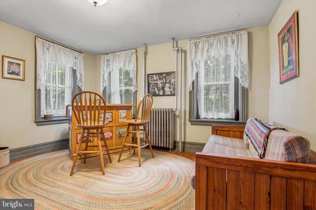 2304 SPINNERSTOWN RD, Quakertown, PA 18951