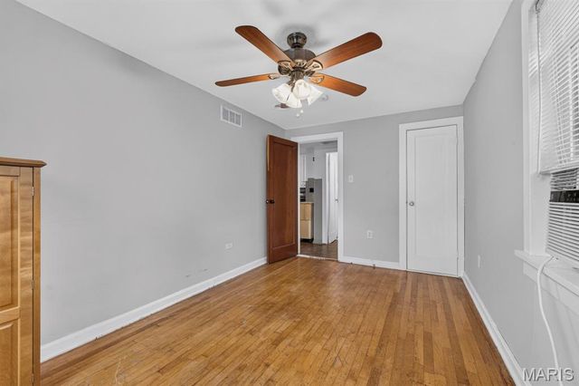 329 Houston Street, St Charles, MO 63301