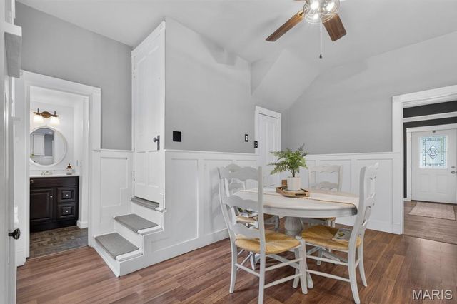 329 Houston Street, St Charles, MO 63301