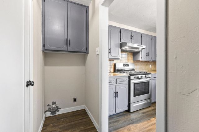 2715 Regal Drive, Denison, TX 75020