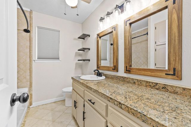 2715 Regal Drive, Denison, TX 75020