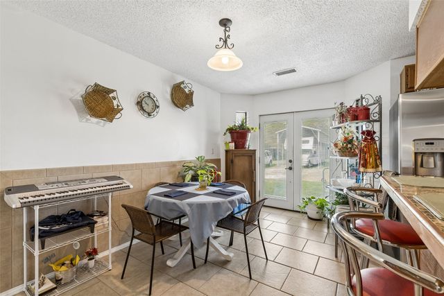 1317 Trinity View Street, Irving, TX 75060