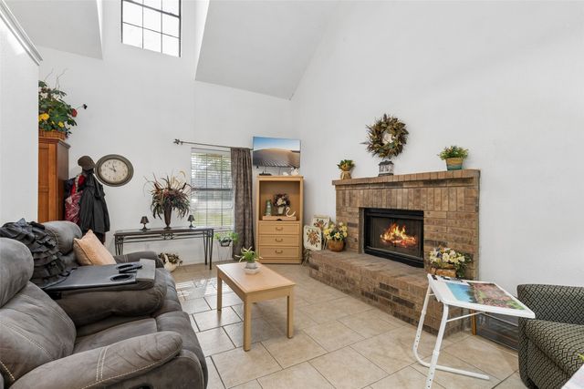 1317 Trinity View Street, Irving, TX 75060