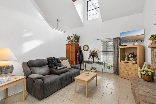 1317 Trinity View Street, Irving, TX 75060