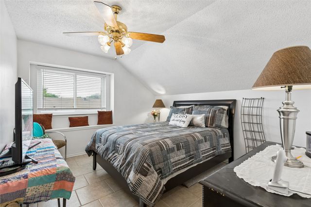 1317 Trinity View Street, Irving, TX 75060