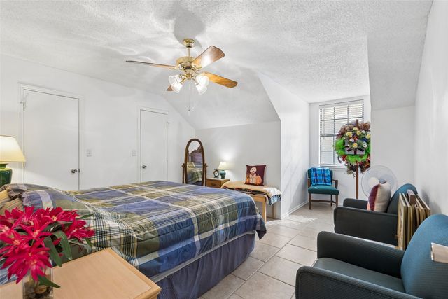 1317 Trinity View Street, Irving, TX 75060