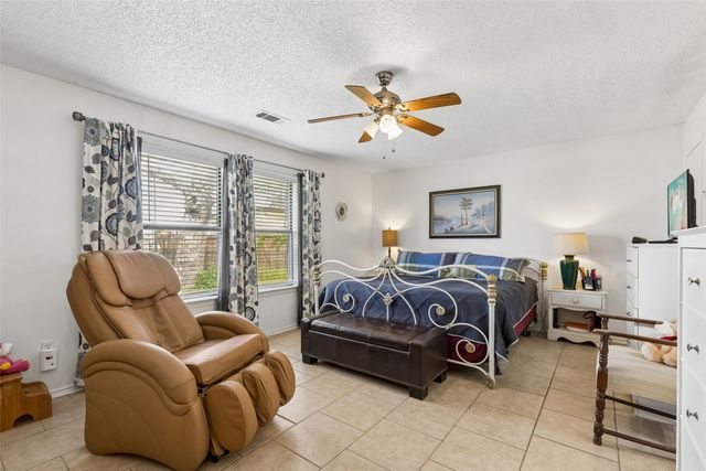 1317 Trinity View Street, Irving, TX 75060