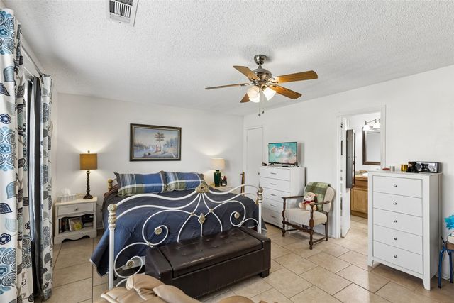 1317 Trinity View Street, Irving, TX 75060