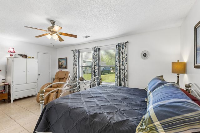 1317 Trinity View Street, Irving, TX 75060