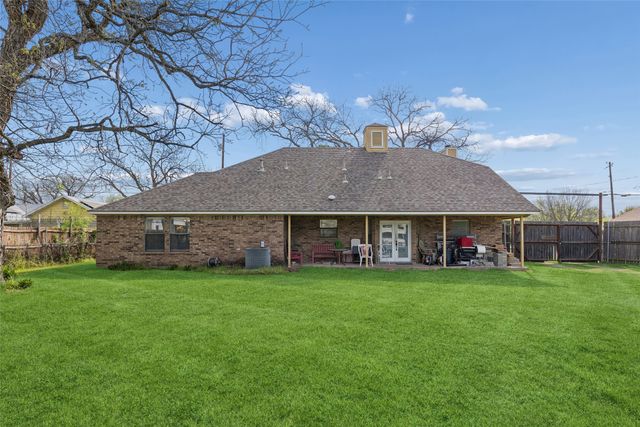 1317 Trinity View Street, Irving, TX 75060