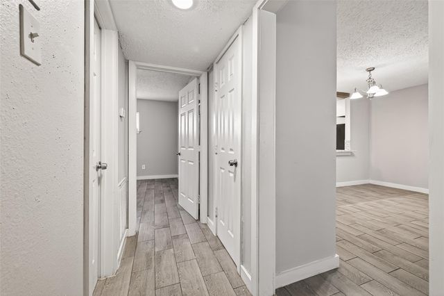 1230 Shadowdale Drive 17, Houston, TX 77043