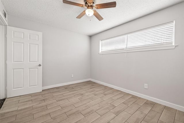 1230 Shadowdale Drive 17, Houston, TX 77043