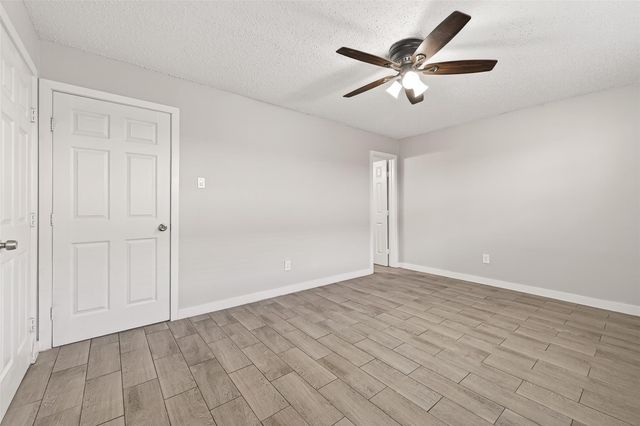 1230 Shadowdale Drive 17, Houston, TX 77043