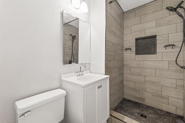 1230 Shadowdale Drive 17, Houston, TX 77043