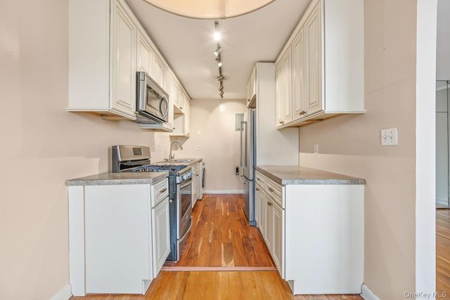 3049 32nd Street, Astoria, NY 11102