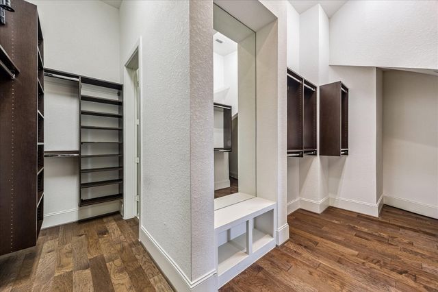 1607 Pinot Circle, Houston, TX 77055