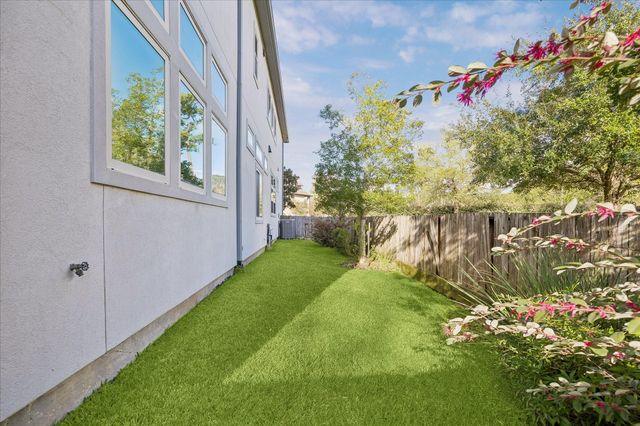 1607 Pinot Circle, Houston, TX 77055