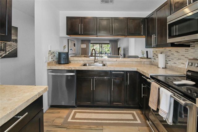 3001 58TH AVENUE S 408, St Petersburg, FL 33712