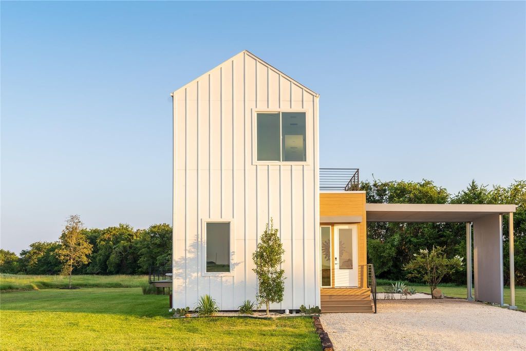 175 Vineyard View Trail, Carmine, TX 78932