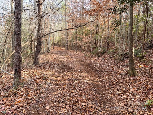 1356 39th Street SW, Hickory, NC 28602