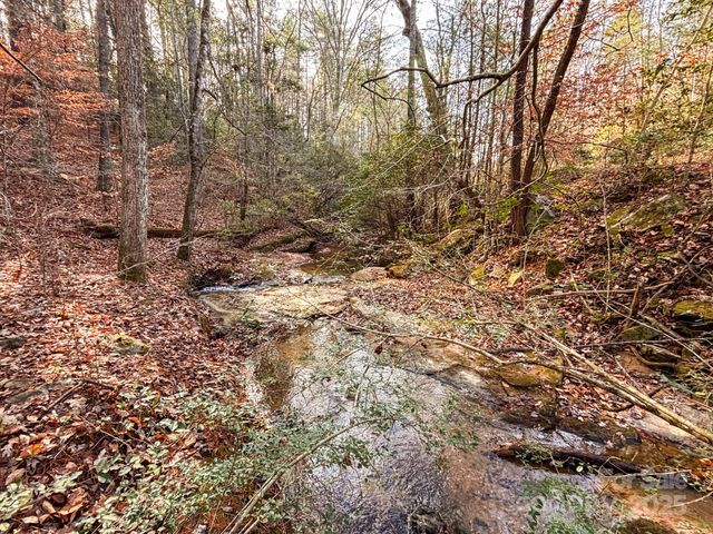 1356 39th Street SW, Hickory, NC 28602