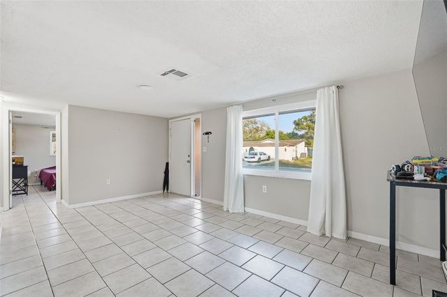 9101 HUNT CLUB LANE, Port Richey, FL 34668