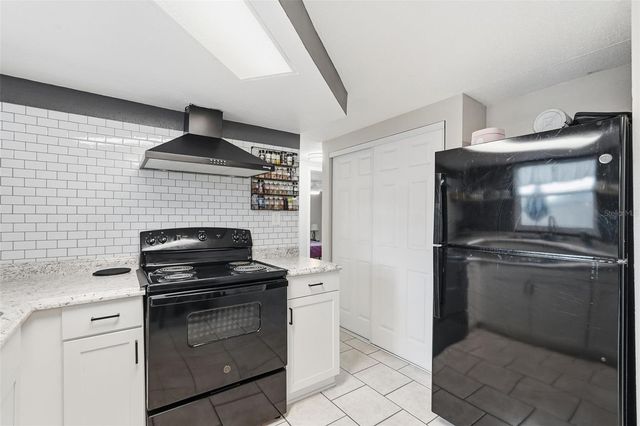 9101 HUNT CLUB LANE, Port Richey, FL 34668