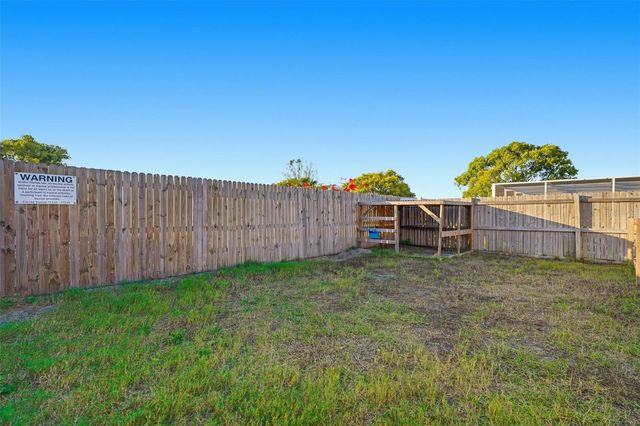 9101 HUNT CLUB LANE, Port Richey, FL 34668