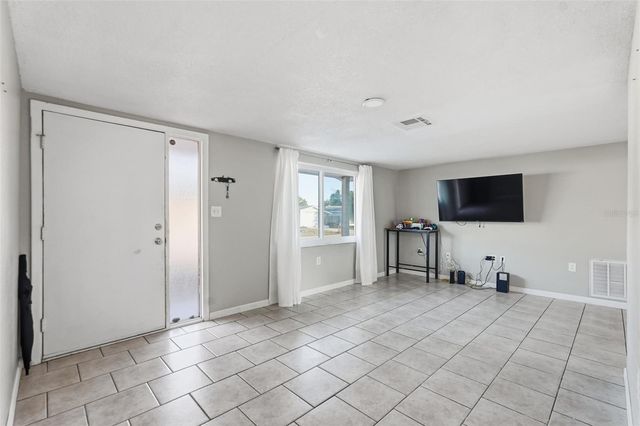 9101 HUNT CLUB LANE, Port Richey, FL 34668