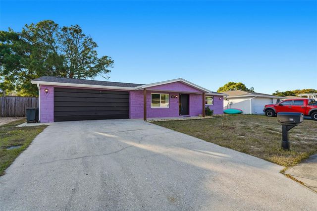 9101 HUNT CLUB LANE, Port Richey, FL 34668