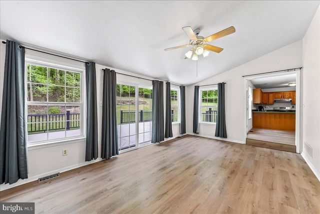 3174 WILLIAM RD, Garnet Valley, PA 19060
