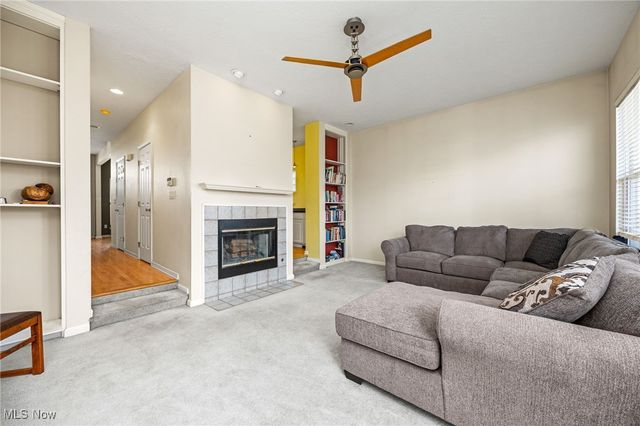 2122 W 6th Street, Cleveland, OH 44113