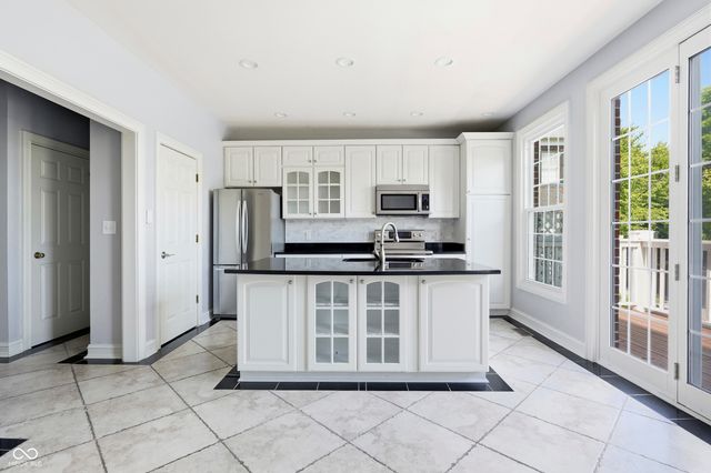 4314 Heyward Place, Indianapolis, IN 46250