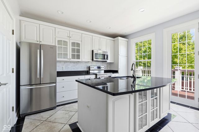 4314 Heyward Place, Indianapolis, IN 46250