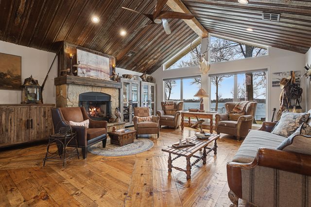 29573 S 585 Court, Grove, OK 74344