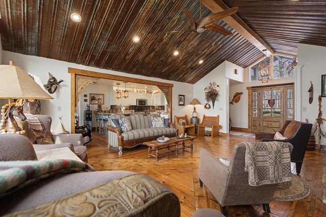 29573 S 585 Court, Grove, OK 74344