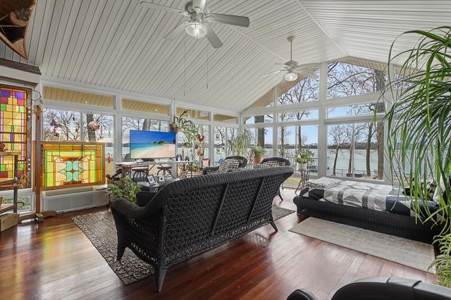 29573 S 585 Court, Grove, OK 74344