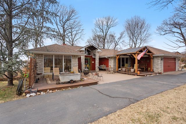 29573 S 585 Court, Grove, OK 74344