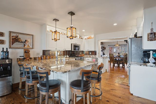 29573 S 585 Court, Grove, OK 74344